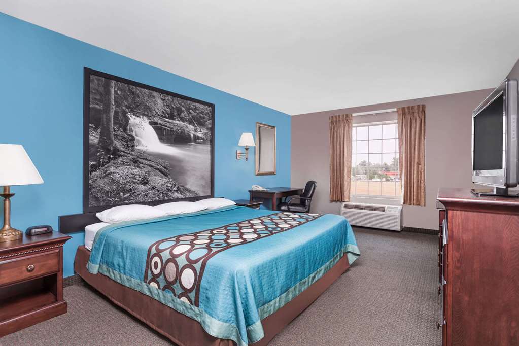Super 8 by Wyndham Rainsville - photo 9
