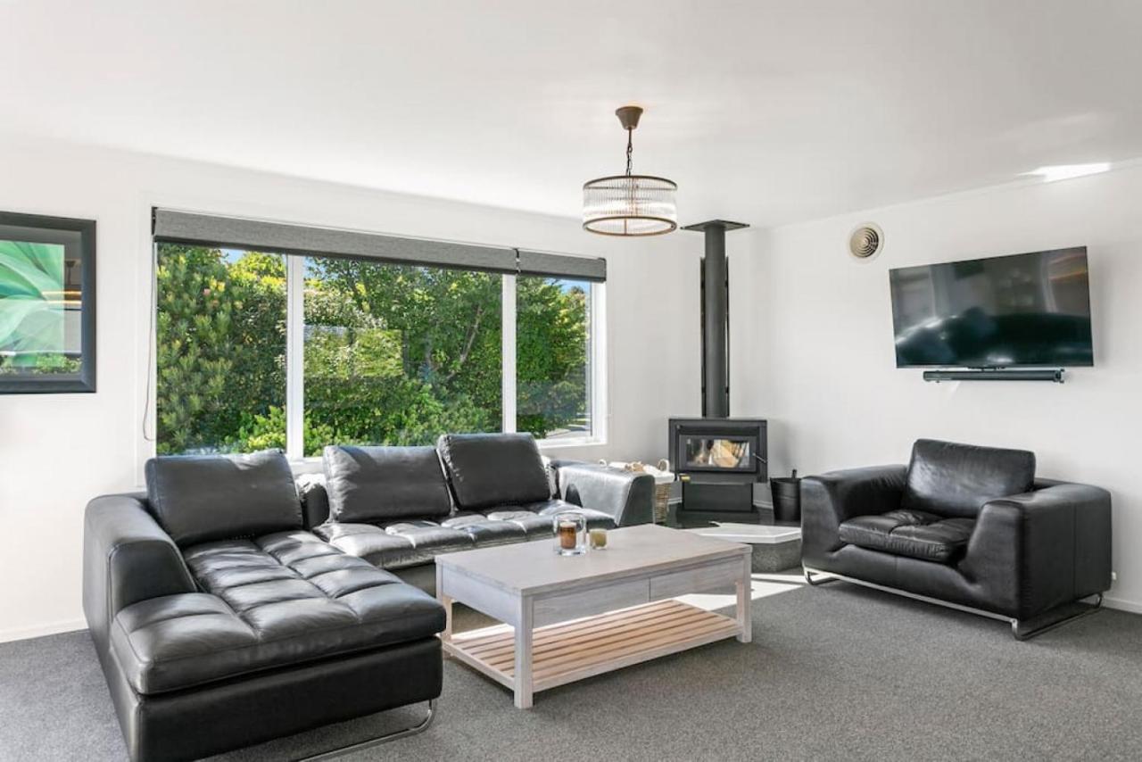 Kensington Gem Family Getaway — 4-Star Luxury Hotel in Taupo, New Zealand