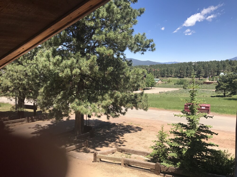 Cozy Angel Fire Condo Half Mi to Resort - photo 29