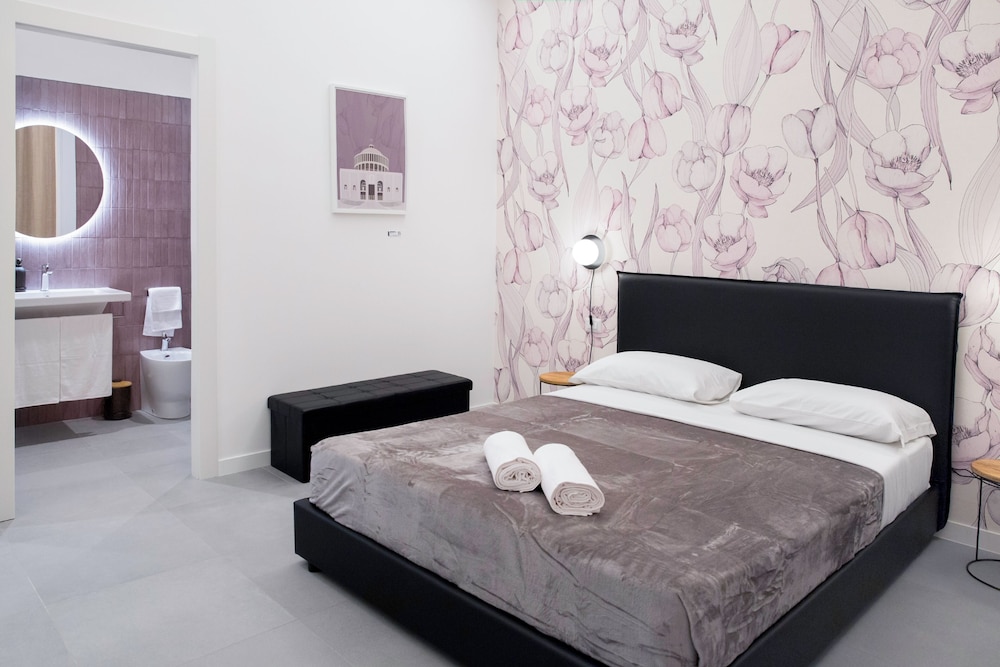 Re di Roma Luxury Suites — 4-Star Luxury Hotel in Rome, Italy