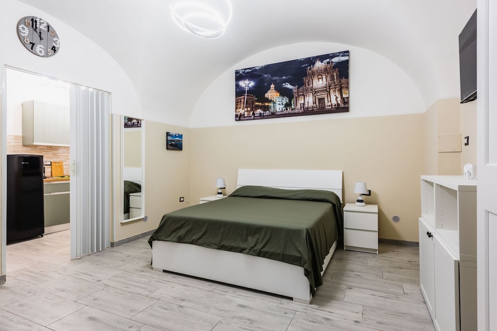 Vins Home by Wonderful Italy — 4-Star Luxury Hotel in Catania, Italy