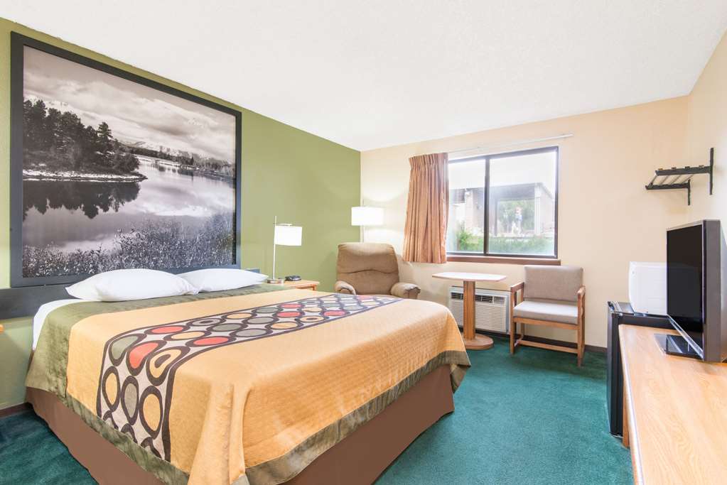 Super 8 by Wyndham Buffalo - photo 5