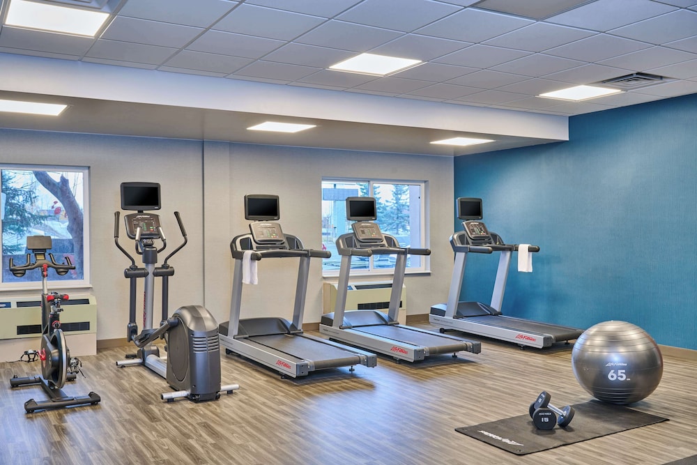 Hampton Inn Anchorage - photo 13