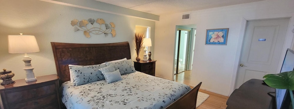 Saida Towers Iii 3101 3 Bedroom Condo by RedAwning - photo 20
