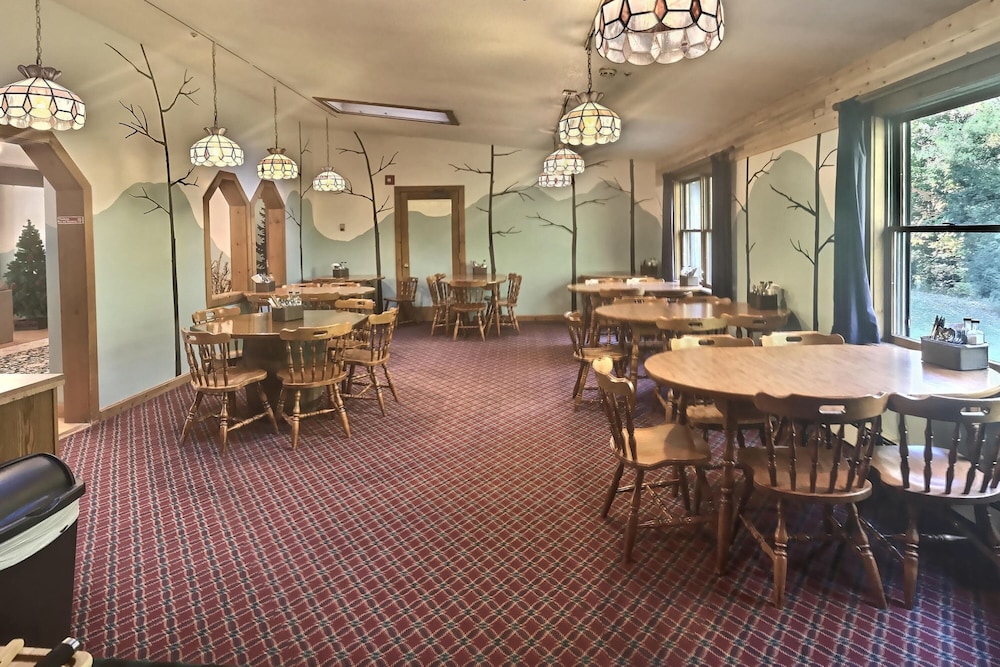 Mountain Sports Inn - photo 34
