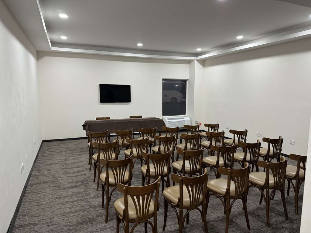 Host your next event in our meeting room, which is perfect for both social and corporate gatherings.