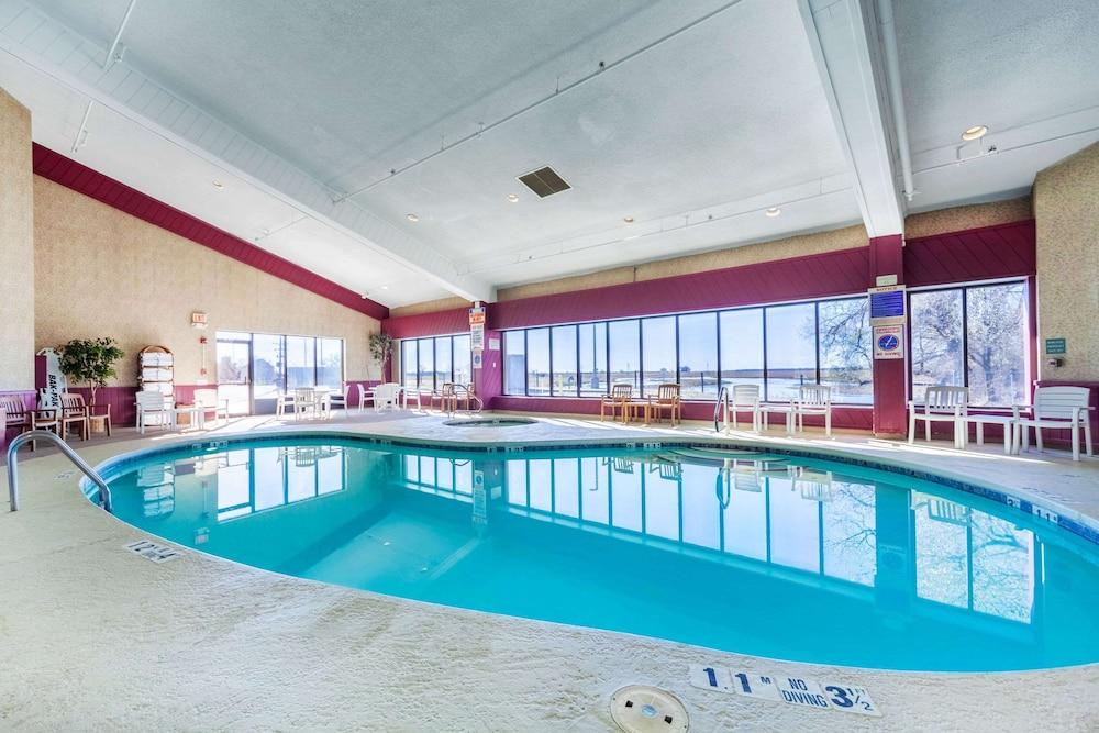 Quality Inn and Conference Center I 80 Grand Island - photo 7