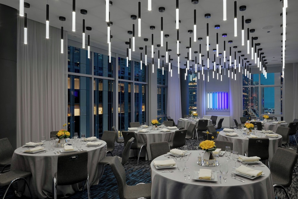 Aloft Chicago Mag Mile - photo 5