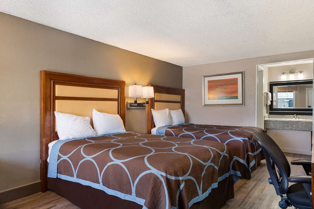 Rodeway Inn Charlotte Airport Area - photo 18