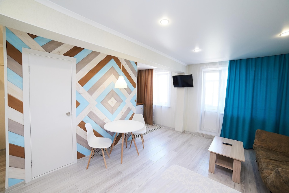 Dobrie Sutki Apartment Muhacheva 256.3 — Biysk — photo 2