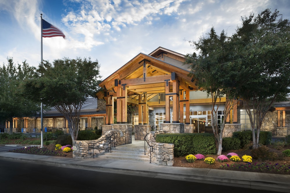 Crowne Plaza Resort Asheville by IHG - photo 69