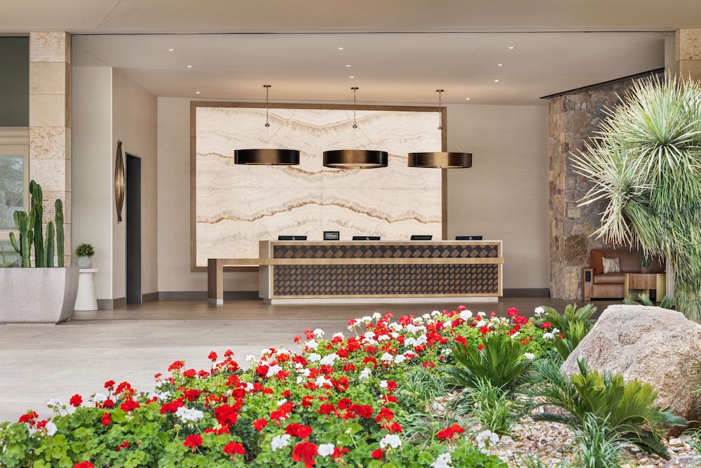 Hilton North Scottsdale At Cavasson - photo 7