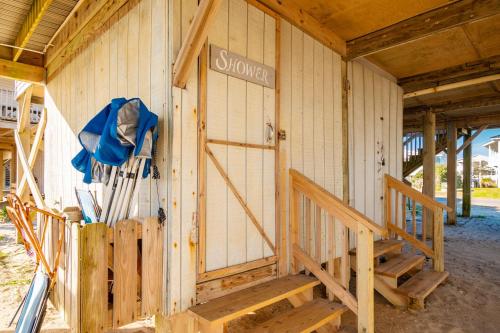 Heather Leigh by Oak Island Accommodations - photo 35