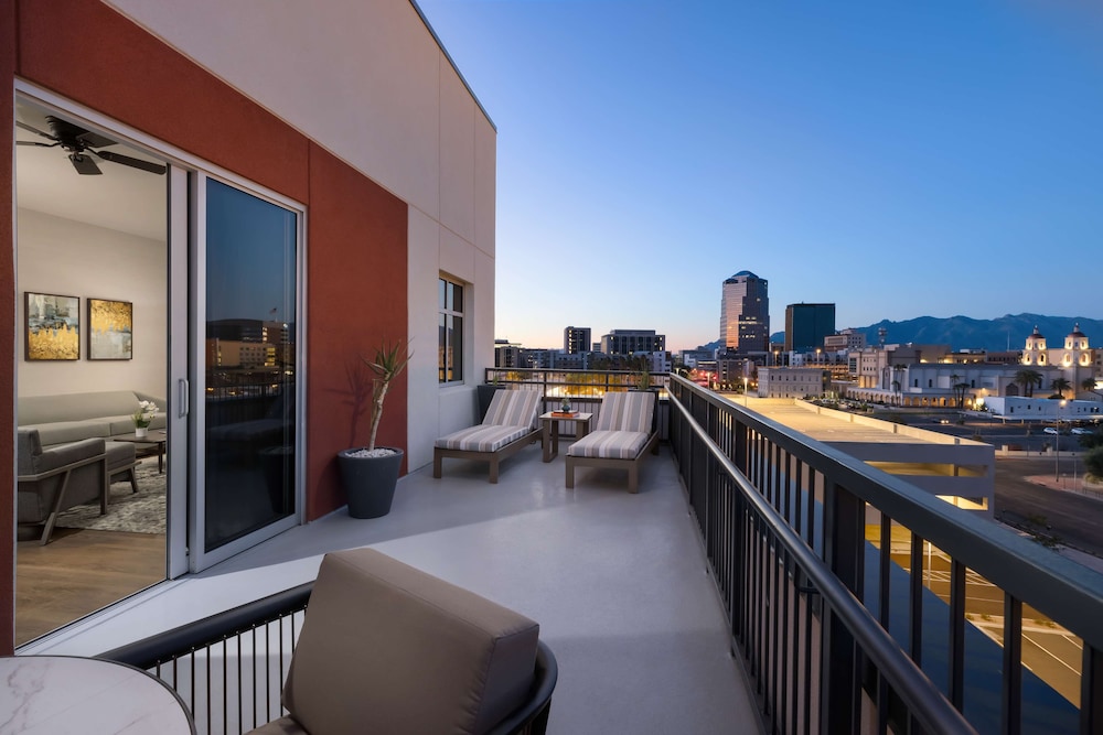 Doubletree By Hilton Tucson Downtown Convention Center - photo 40