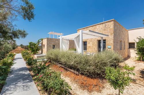 Zeituna Lodge a Porto Cesareo — 4-Star Luxury Hotel in Nardo, Italy