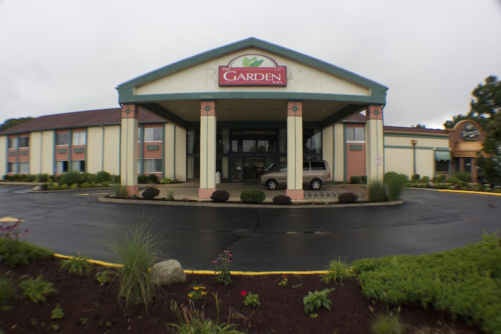 The Garden Inn - photo 14
