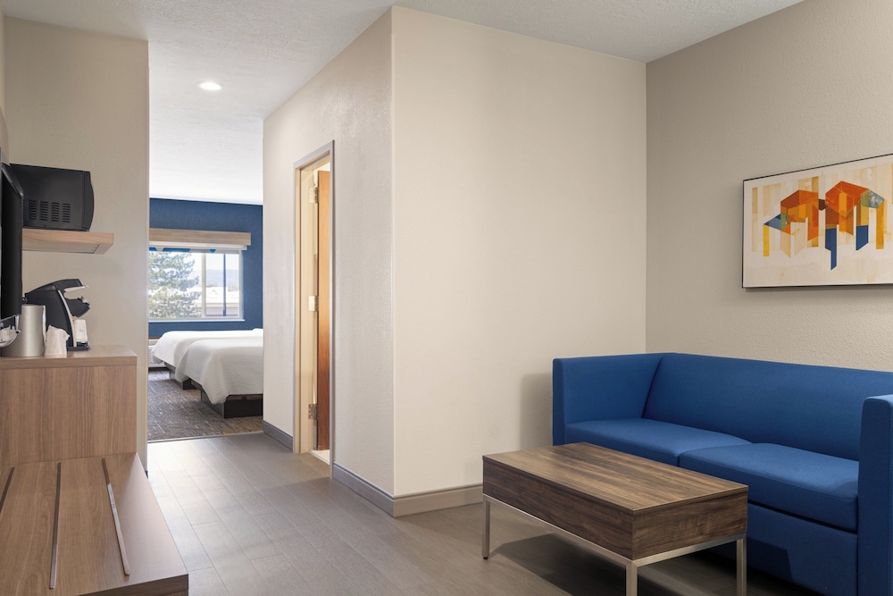 Holiday Inn Express & Suites American Fork North Provo by IHG - photo 16