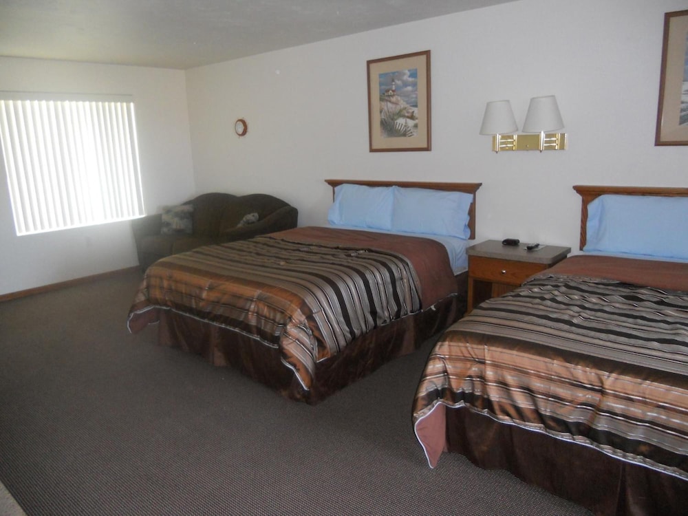 Coho Motel and Suites - photo 16