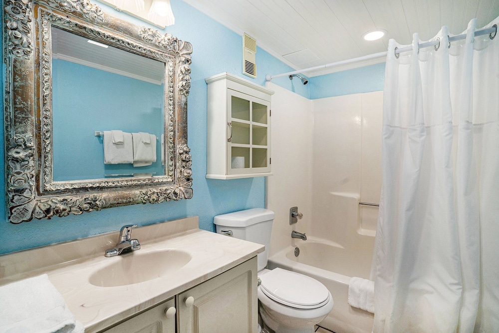 0603 Waters Edge Resort 1 Bedroom Condo by RedAwning - photo 10