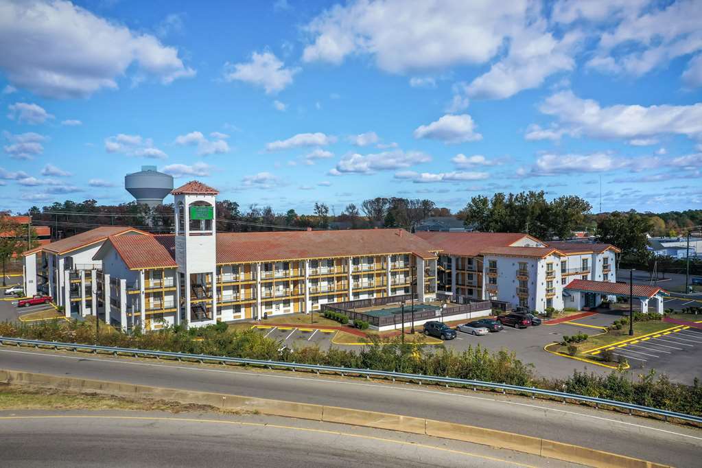 Econo Lodge Richmond North Chesterfield - photo 12