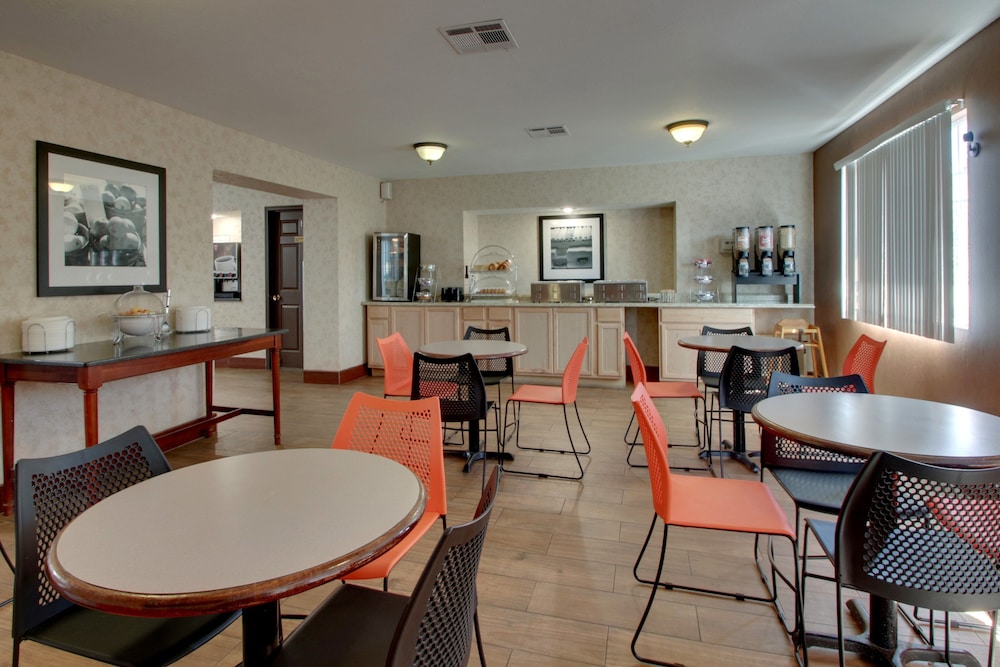 Angel Inn Central - photo 38