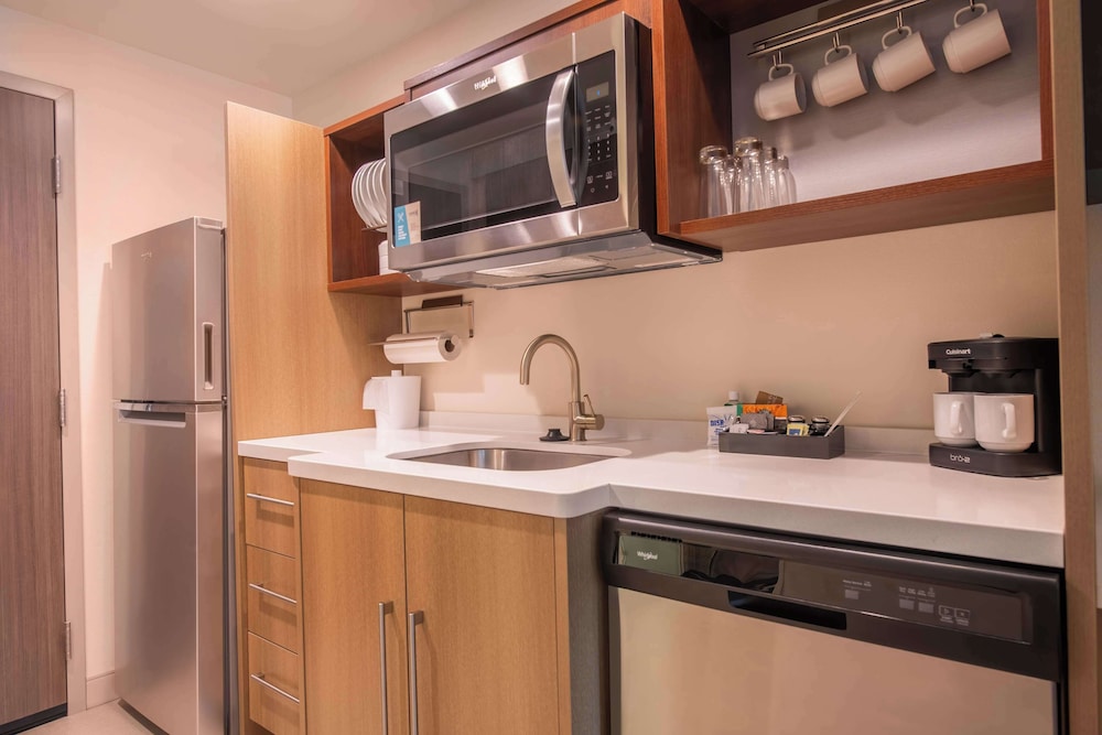 Home2 Suites by Hilton Kingsland - photo 15