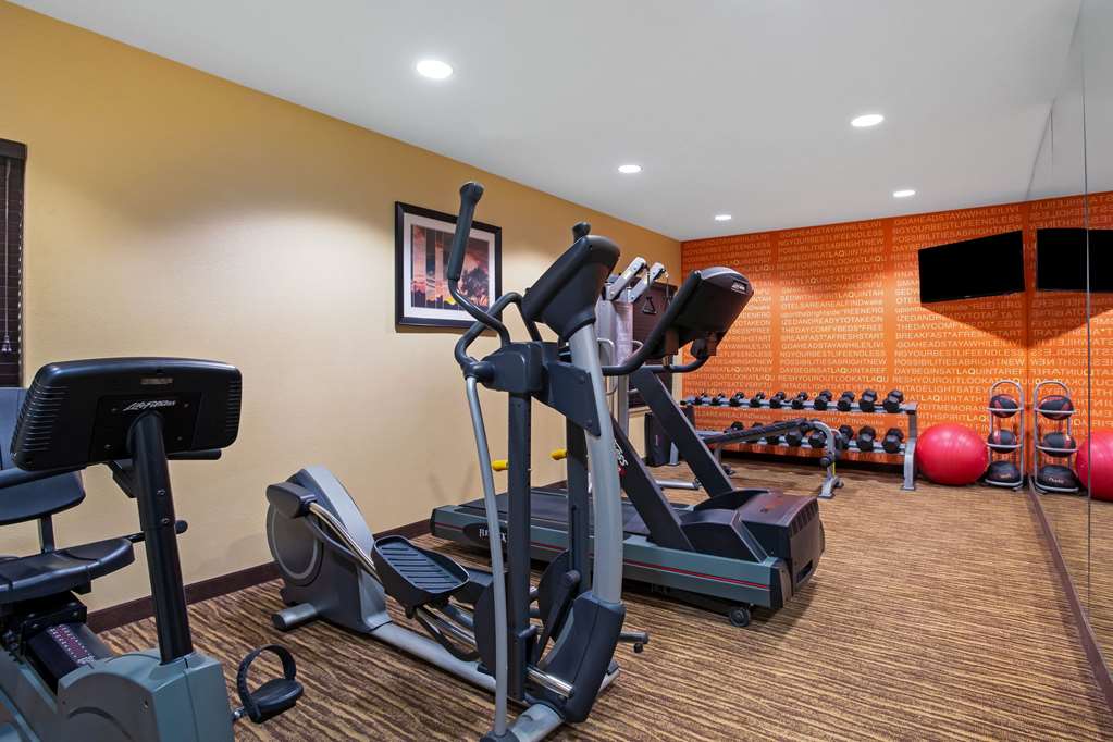 La Quinta Inn & Suites by Wyndham Pecos - photo 12