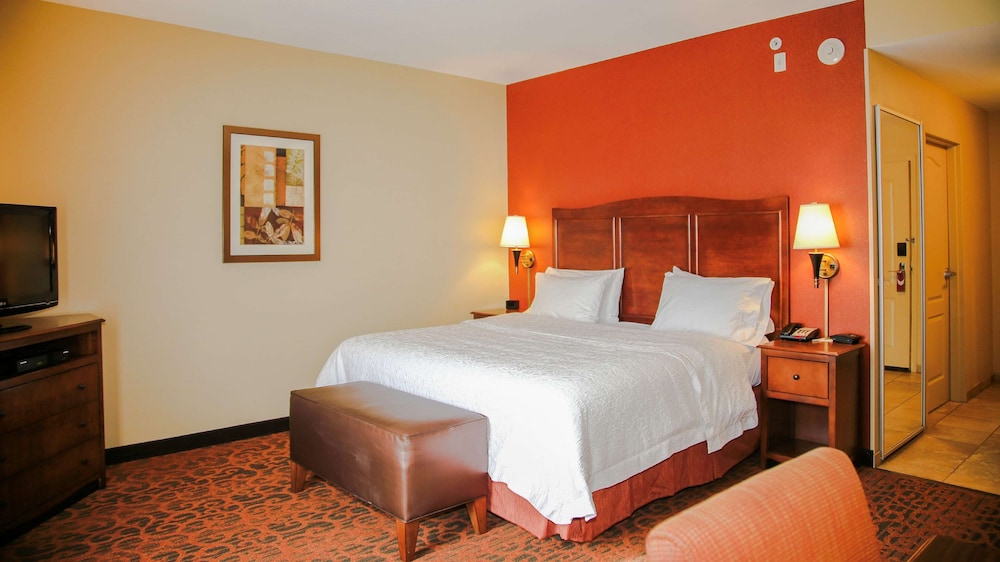 Hampton Inn Matamoras Milford - photo 10