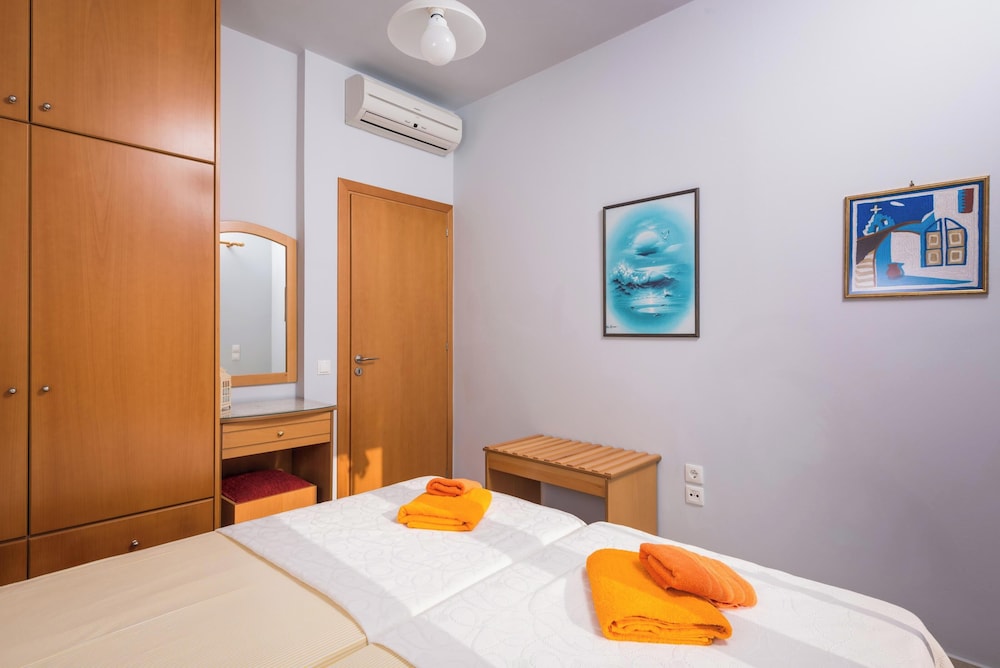 Cretan View — 4-Star Luxury Hotel in Stavros, Greece