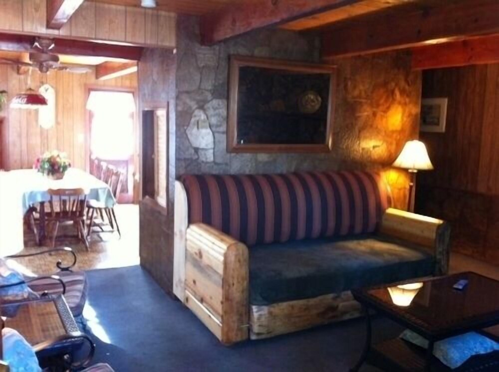 Golden Bear Cottages - photo 14