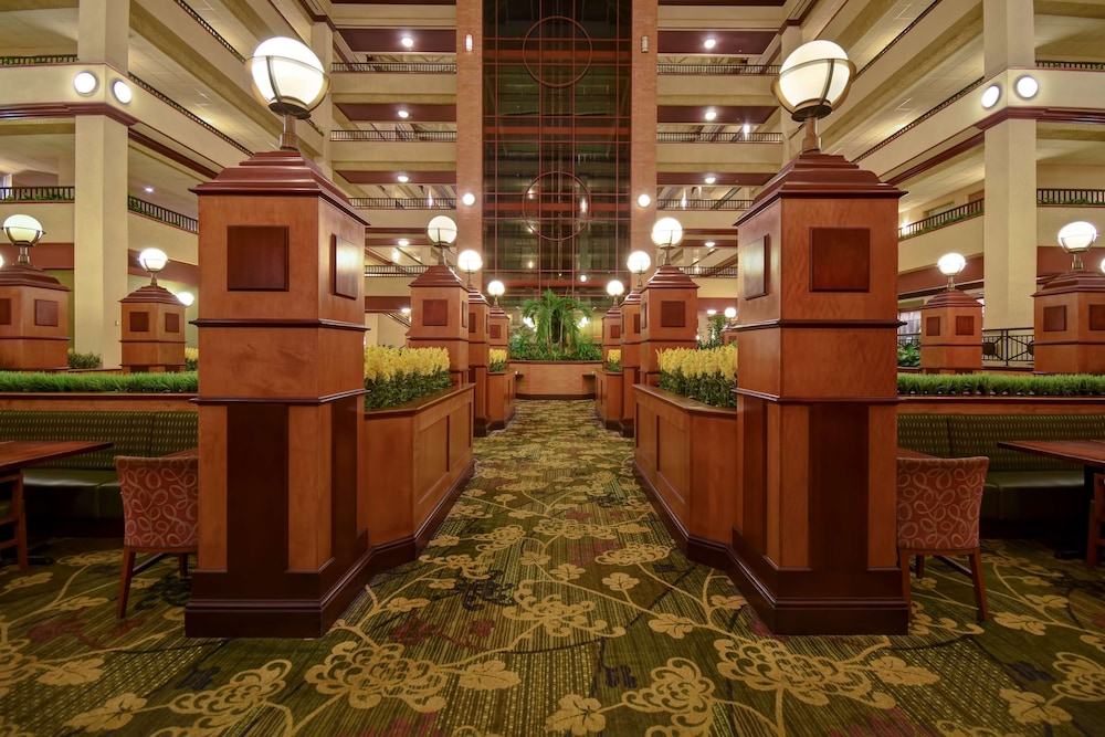 Embassy Suites by Hilton Lexington UK Coldstream - photo 3
