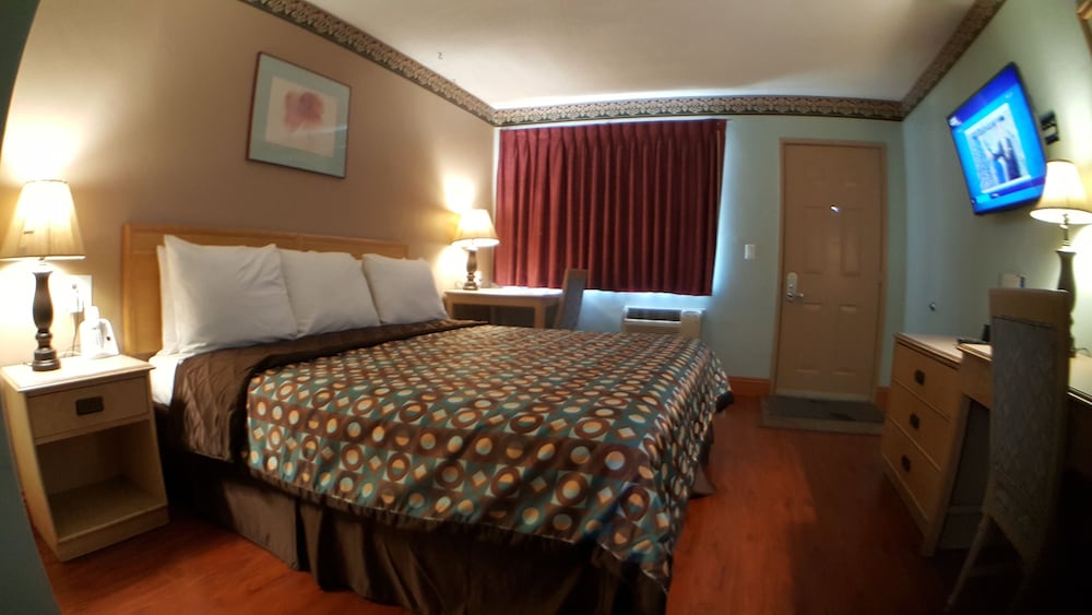 Stardust Inn - photo 18