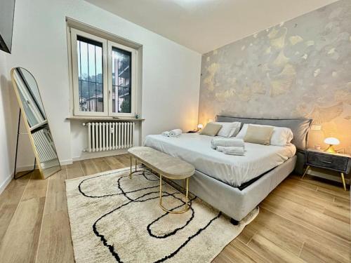 Luxury house near the funicular — 4-Star Luxury Hotel in Bergamo, Italy