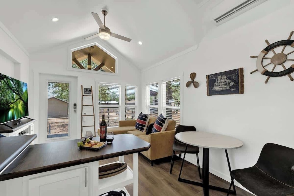Resort at Fredericksburg Unit 28 - photo 9
