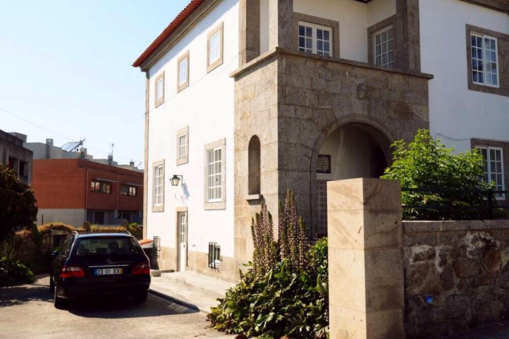 Charming house in Viana do Castelo with sea view — 4-Star Luxury Hotel in Viana Do Castelo, Portugal