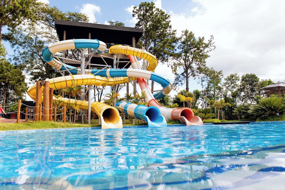 Monreale Resort Parque Aquático — 4-Star Luxury Hotel in Pocos De Caldas, Brasil