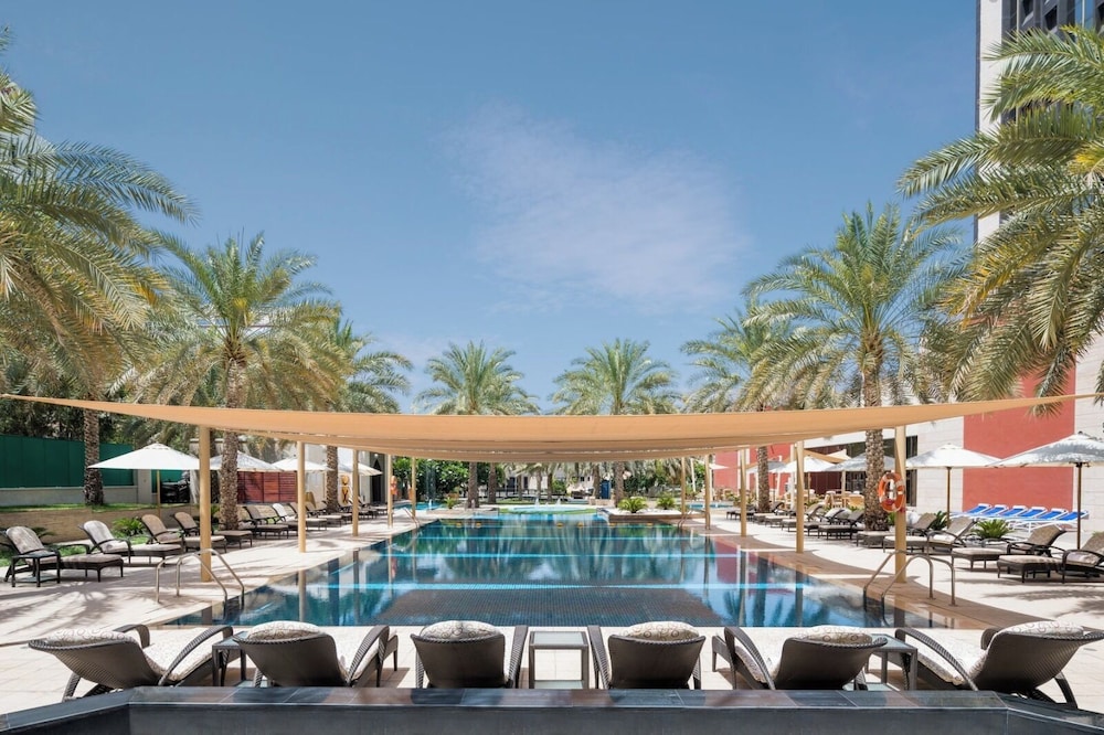 Sheraton Oman Hotel — Muscat — photo 2