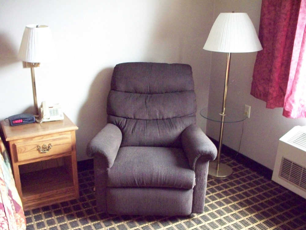 Country Inn Deerwood - photo 9