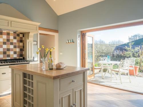 Lower Bubbleton Tenby - last minute hotel in Penally
