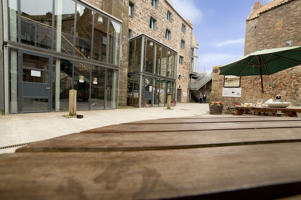 YHA Berwick Hostel — 4-Star Luxury Hotel in Berwick-Upon-Tweed, United Kingdom