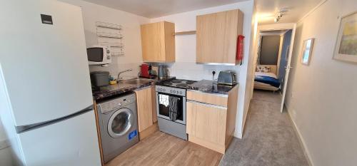Lovely 1 bedroom apartment with parking