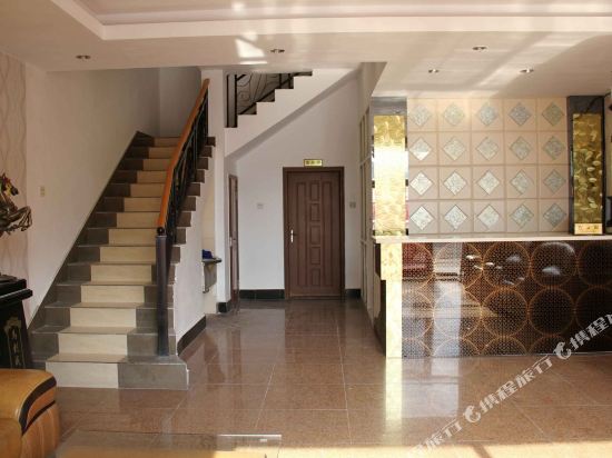 Longcheng Hotel — hotel in Helong
