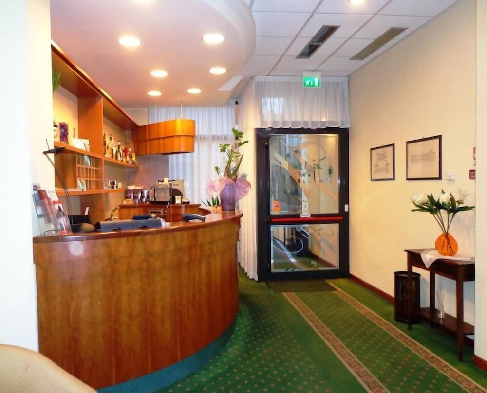 Hotel Select - carbon neutral hotel in Montecchio Emilia