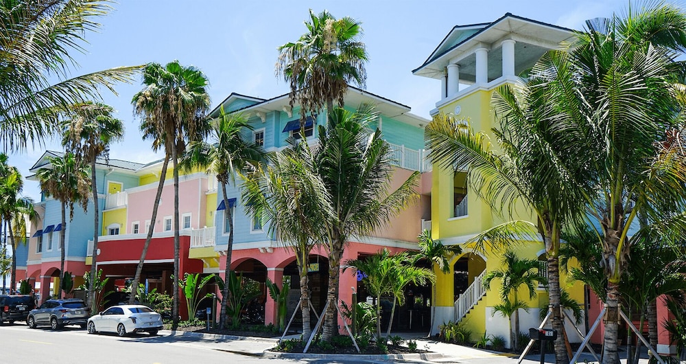 Lighthouse Resort Inn & Suites - photo 61