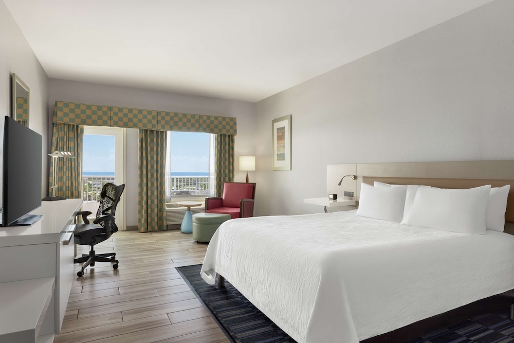 Hilton Garden Inn South Padre Island Beachfront - photo 16