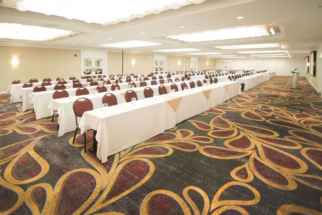Radisson Hotel Corning - photo 38