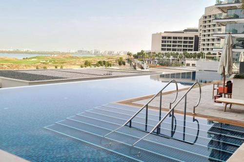 Luxury apartment in Yas Island — 4-Star Luxury Hotel in Abu Dhabi, United Arab Emirates
