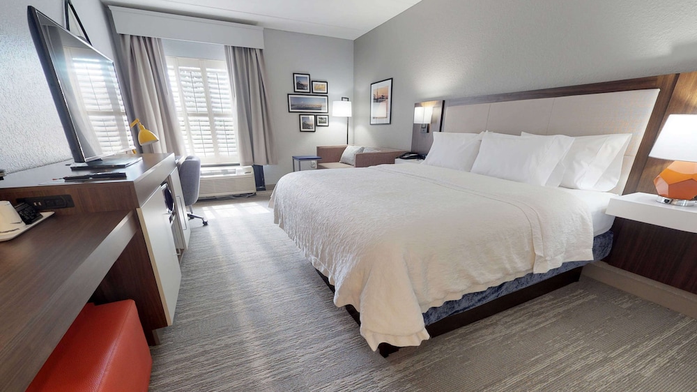 Hampton Inn St. Simons Island - photo 3