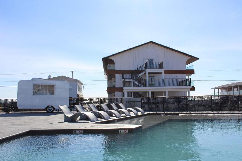 York Beach Surf Club - photo 15