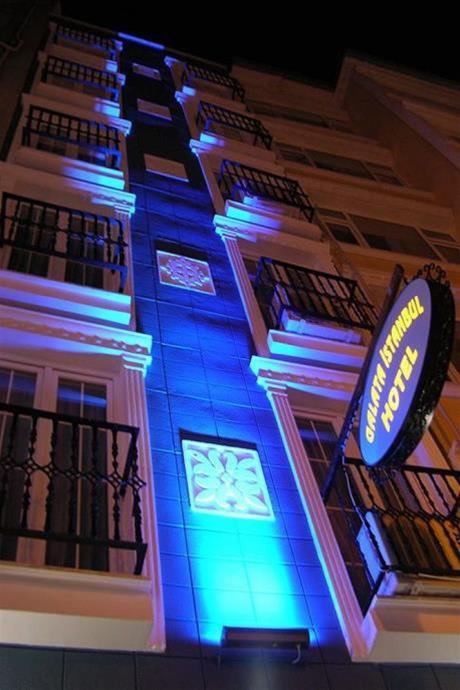 Historical Flat in Galata Tatar Beyi Street TRA 2026 Award Winner — 4-Star Luxury Hotel in Istanbul, Turkey